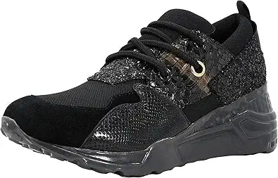 Steve Madden Women's Cliff Sneaker: Stylish Comfort for All