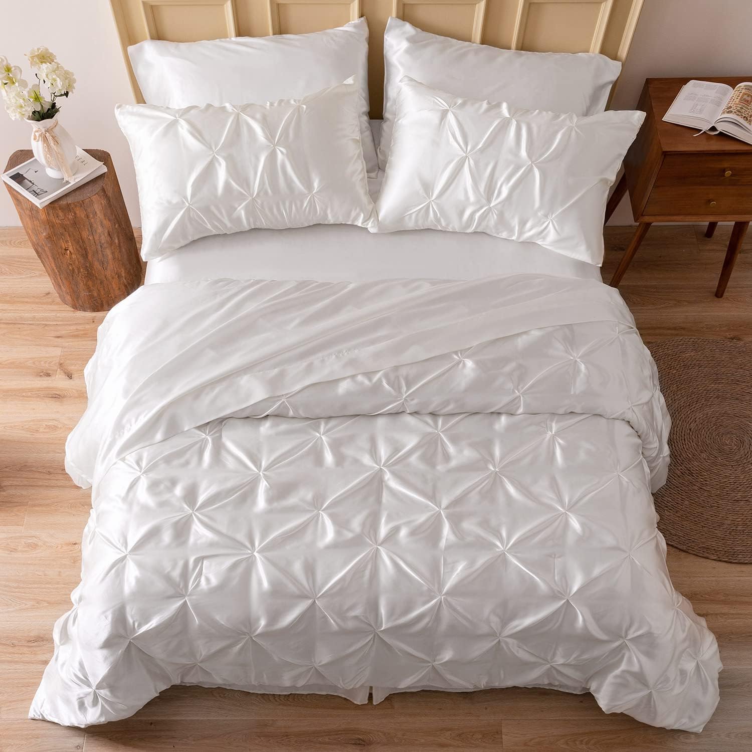 MR&HM Satin Comforter Queen Set - Luxurious 7 Piece Bedding