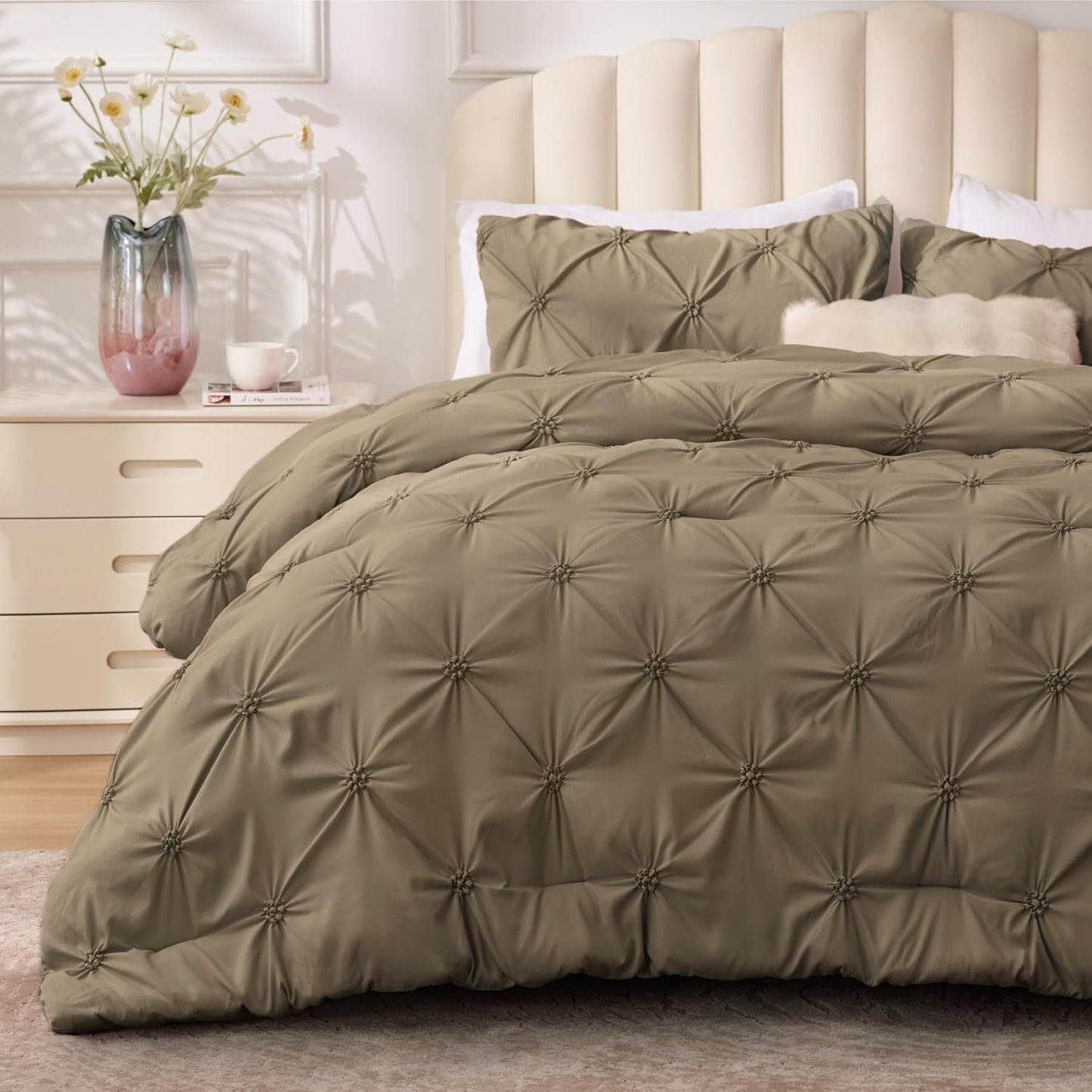 BEDELITE Light Brown Queen Comforter Set for Cozy Sleep Experience
