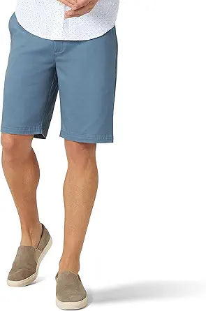 Lee Men's Extreme Motion Flat Front Short for Ultimate Comfort