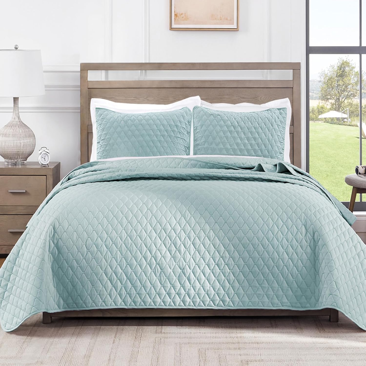 Exclusivo Mezcla Reversible King Size Quilt Set for All Seasons
