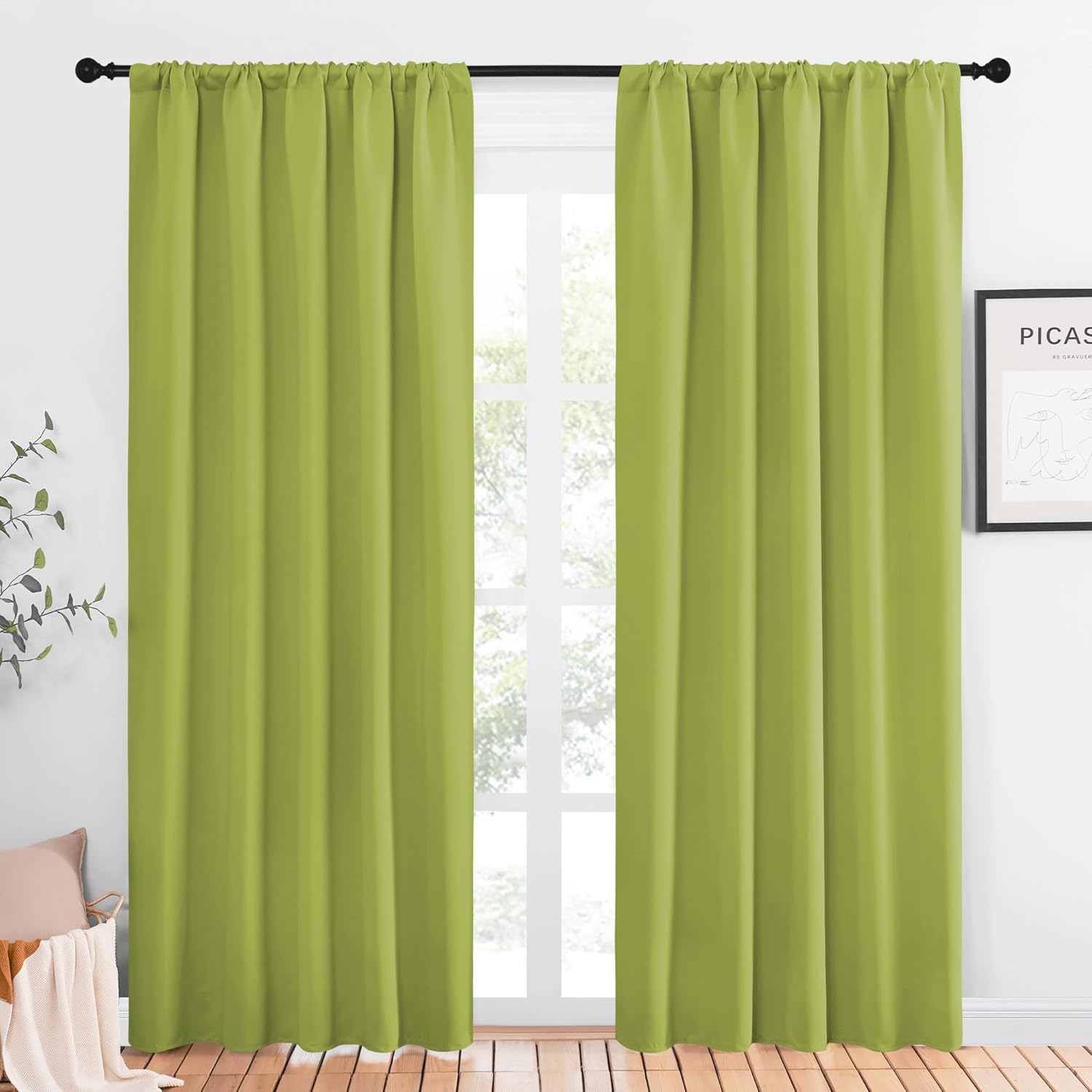 NICETOWN Blackout Drapes in Fresh Green for Living Room