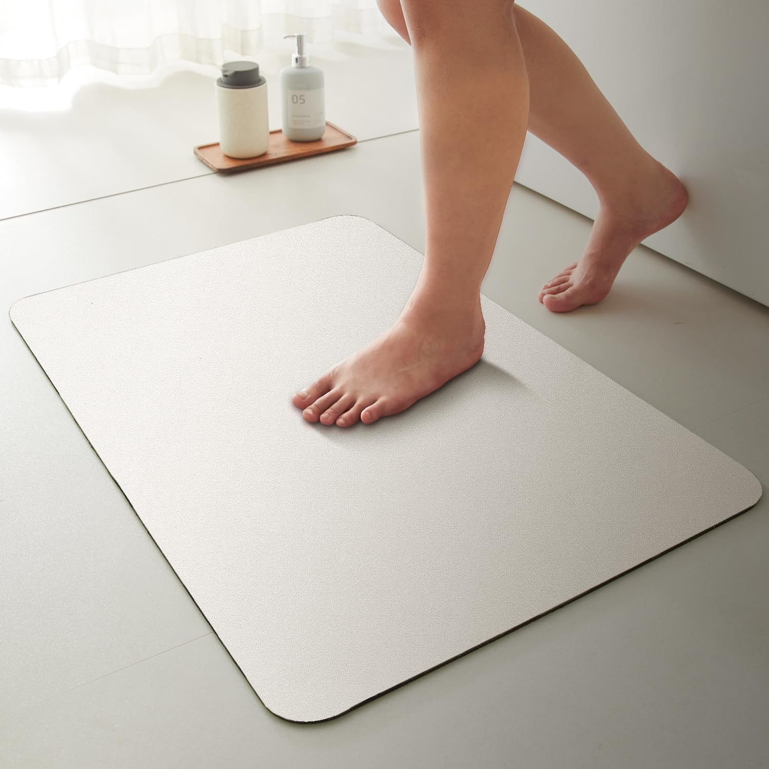 Non Slip Washable Thin Bath Mat for Quick Drying Comfort