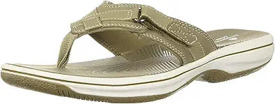 Clarks Women's Breeze Sea Flip-Flop: Comfort and Style Combined