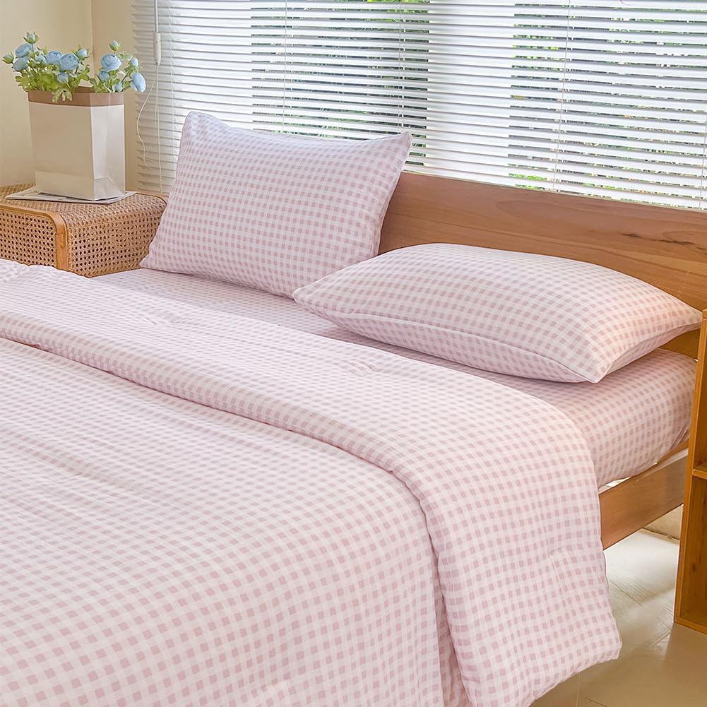 Elegant Pink Gingham Queen Comforter Set for Cozy Bedrooms