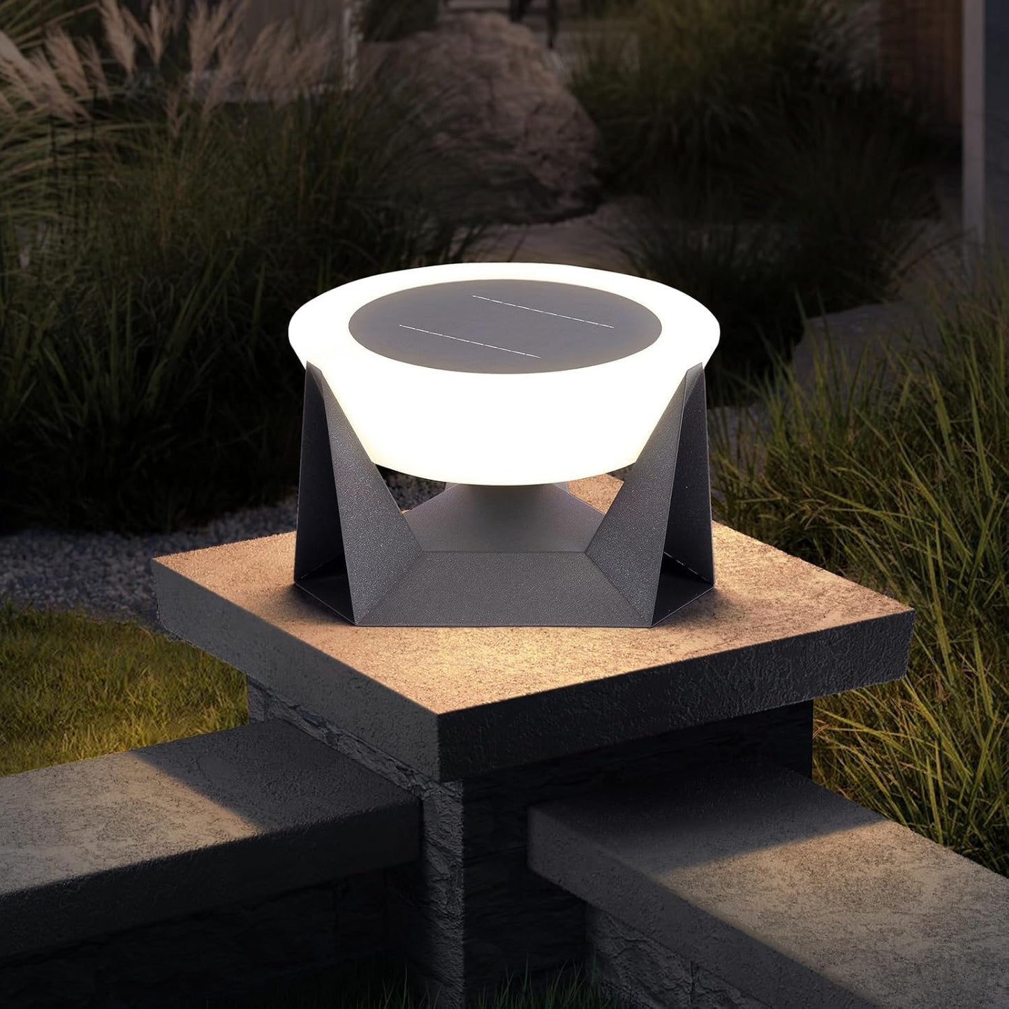 Modern Solar Post Light - Elegant Outdoor Illumination