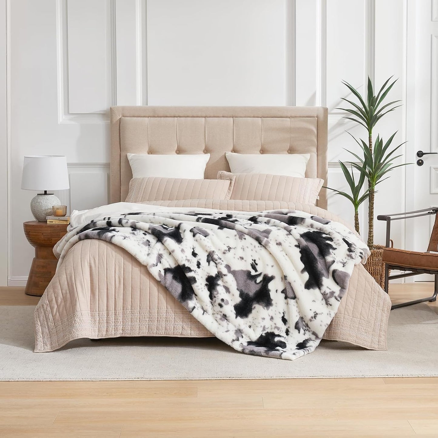 Cozy Bliss Cow Print Faux Fur Throw Blanket for Home Decor