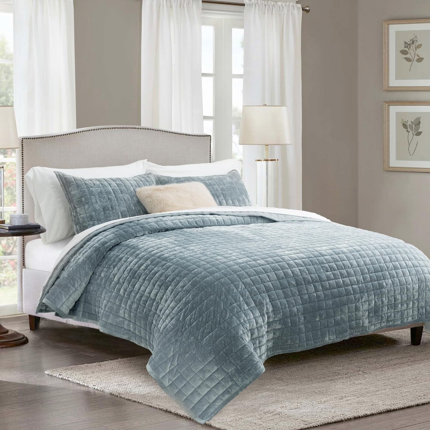 RECYCO Luxury Velvet Quilt Set for Twin/Twin XL Bedding Needs