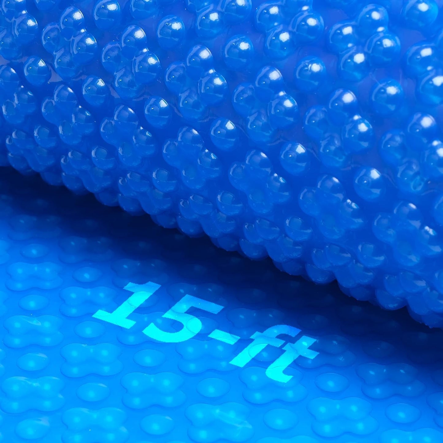 Solar Pool Cover 15 Ft Round, 16 Mil Quadruple-Bubble Blanket