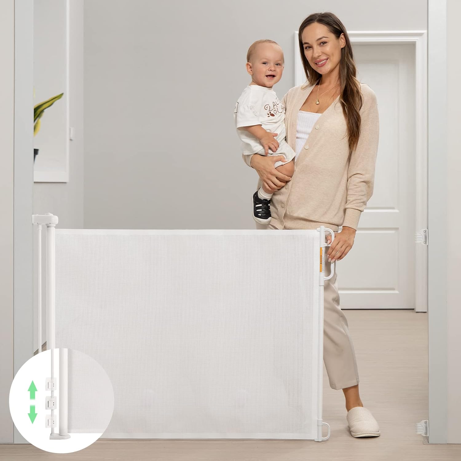 Momcozy Retractable Mesh Baby Gate for Indoor and Outdoor Use