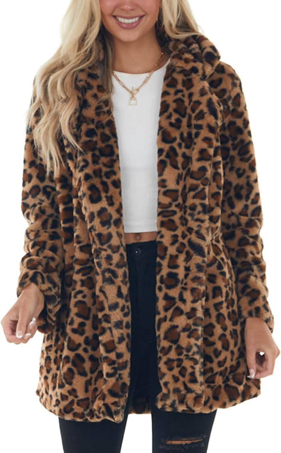 Omoone Women's Faux Fur Jackets for Stylish Winter Looks