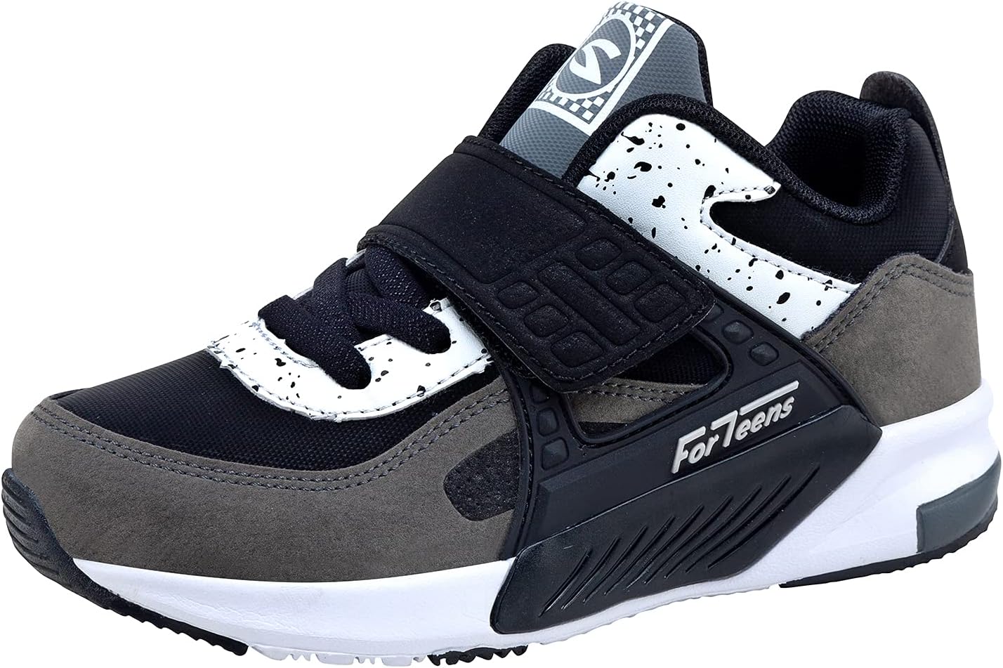 V VICROAD Kids Lightweight Athletic Shoes