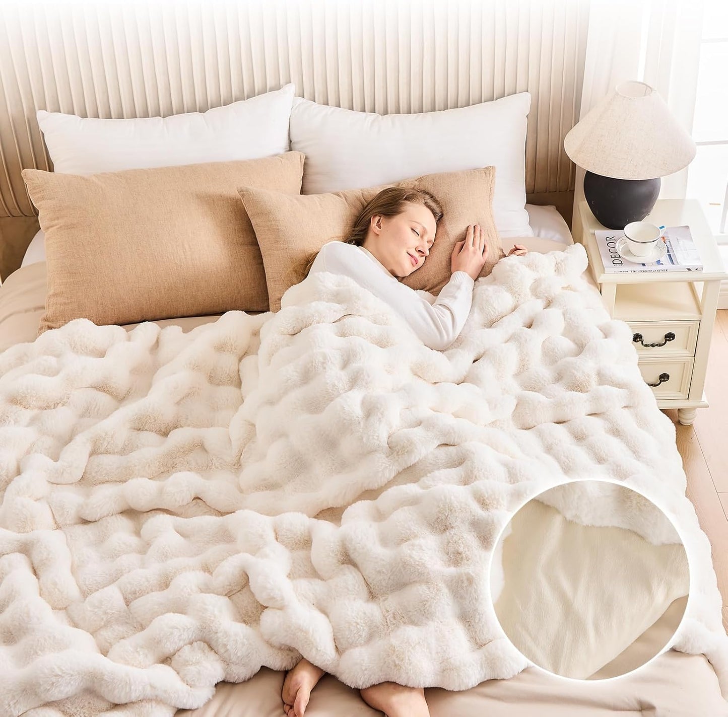 Cozy Faux Fur Throw Blanket for Bed and Living Room Comfort