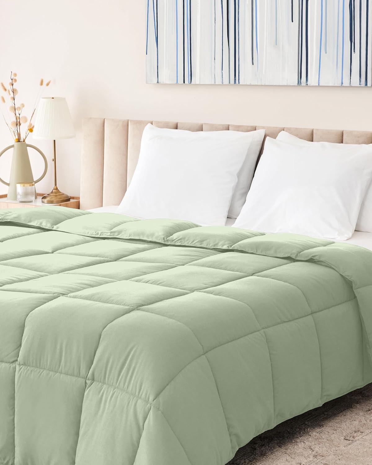 Lavish Comforts Ultimate Luxury Fluffy Down Alternative Comforter