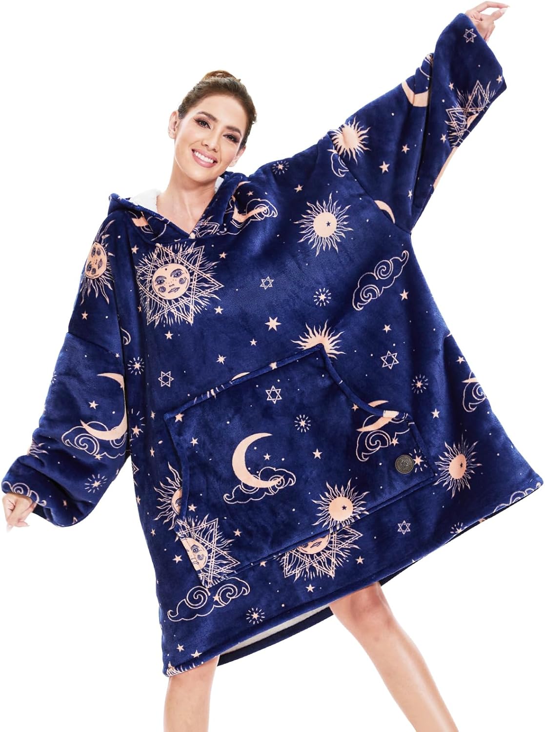 THREE POODLE Wearable Blanket Hoodie for Ultimate Comfort