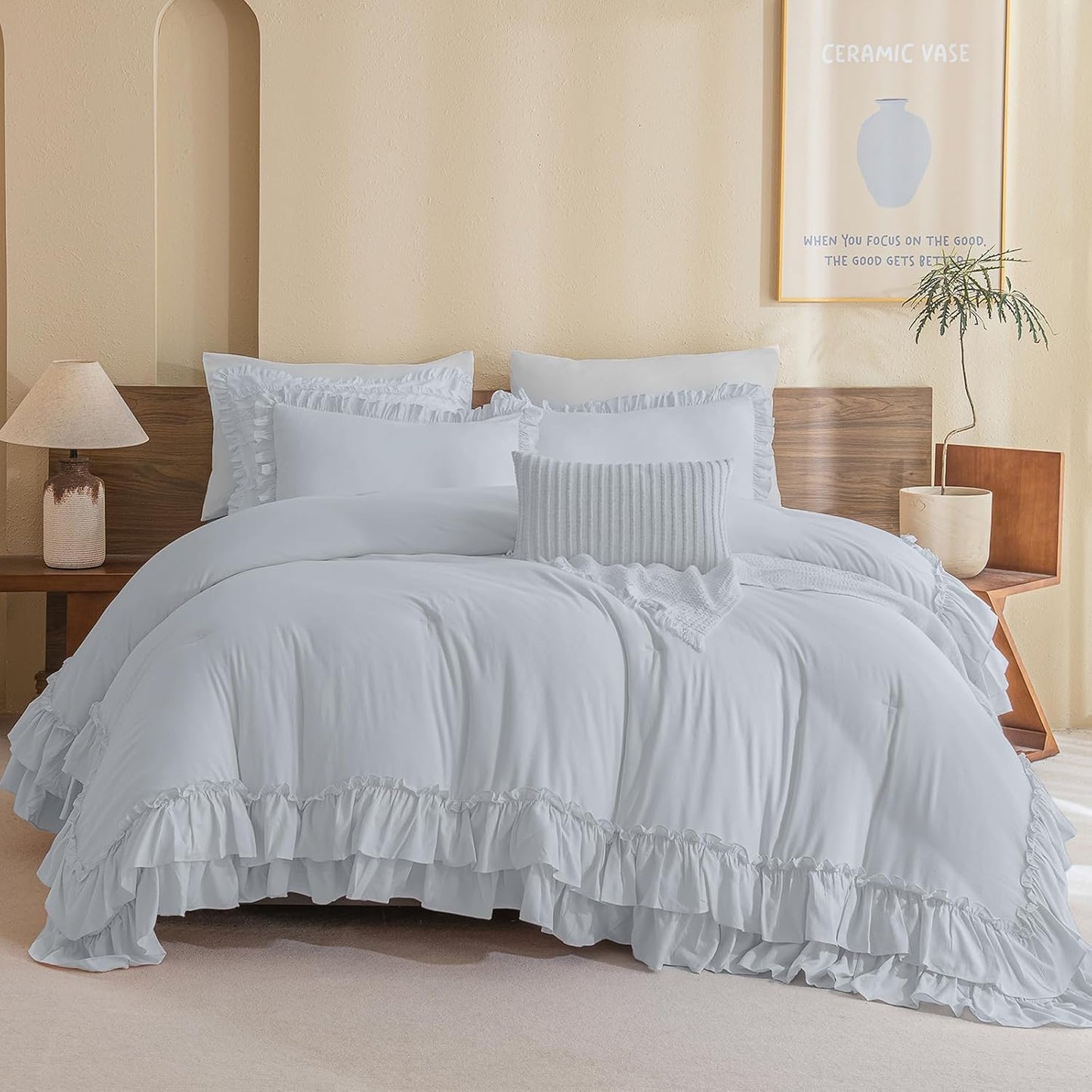 Masaca Ruffled Comforter Set for Queen Bed, Vintage Farmhouse Style