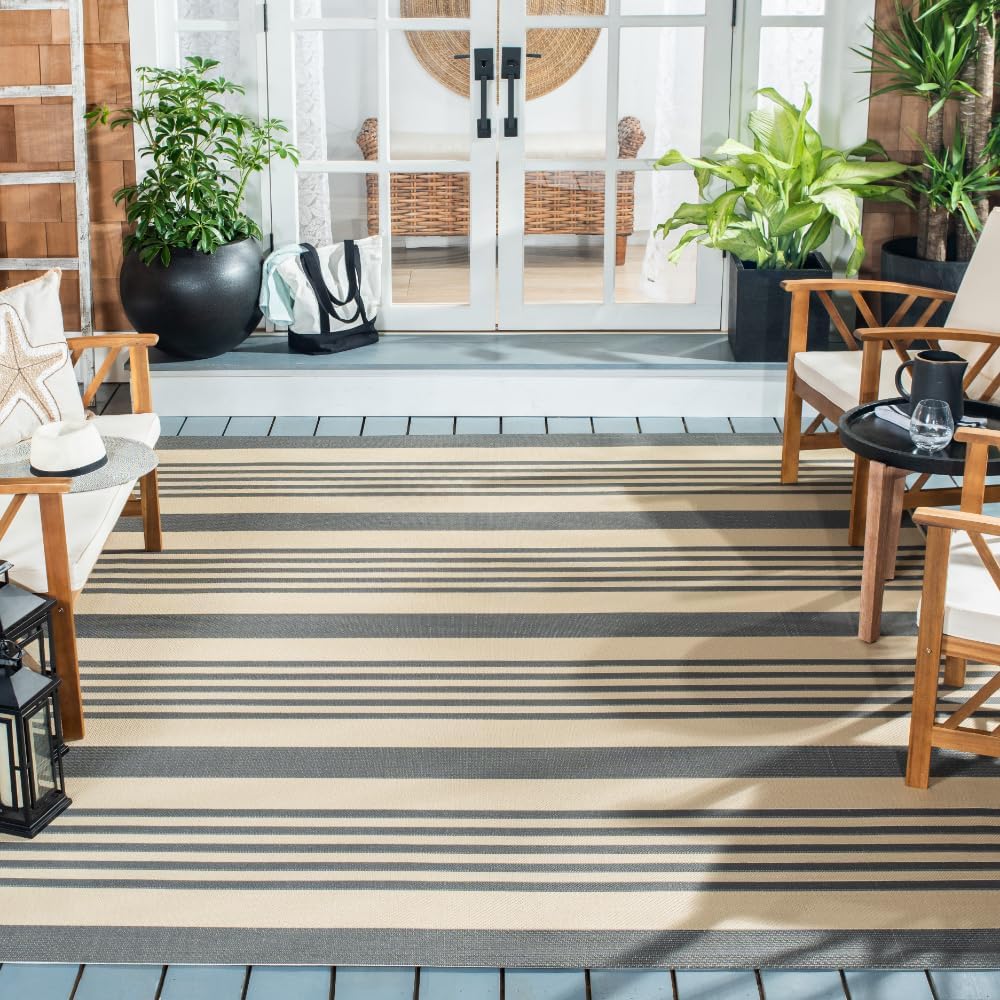 SAFAVIEH Courtyard Collection Area Rug - Stylish & Durable Design
