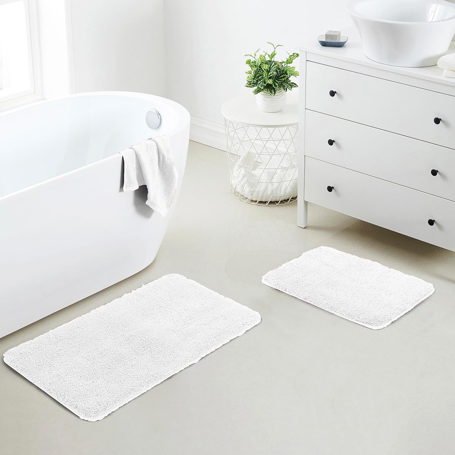 Extra Thick Microfiber Bathroom Rug Set for Ultimate Comfort