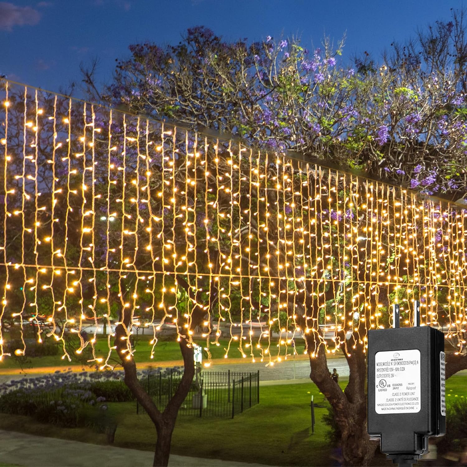 750 LED Outdoor Curtain Lights: Backyard Wonderland!