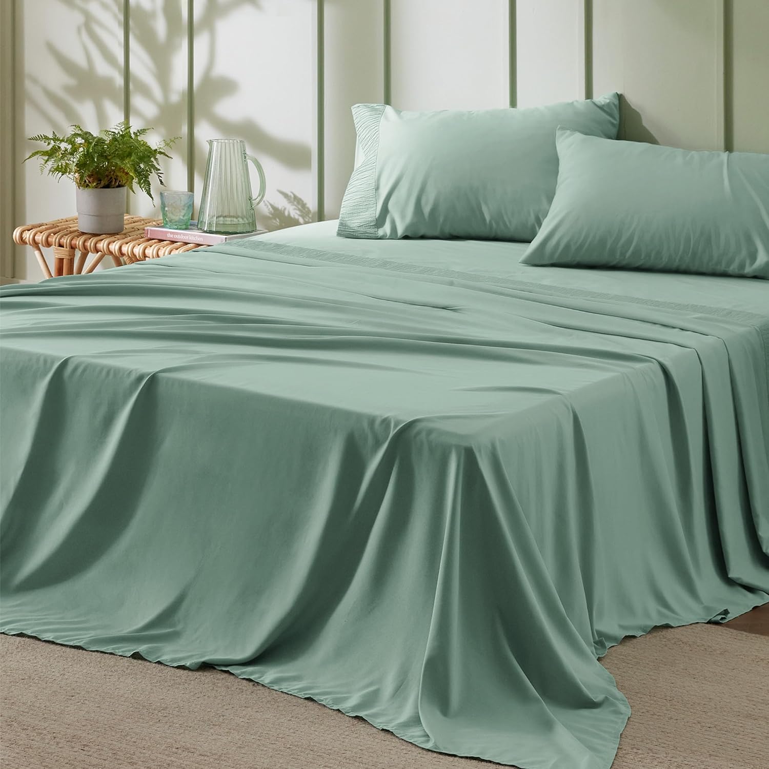 Bedsure California King Sheet Sets - Luxurious Soft Mint Green