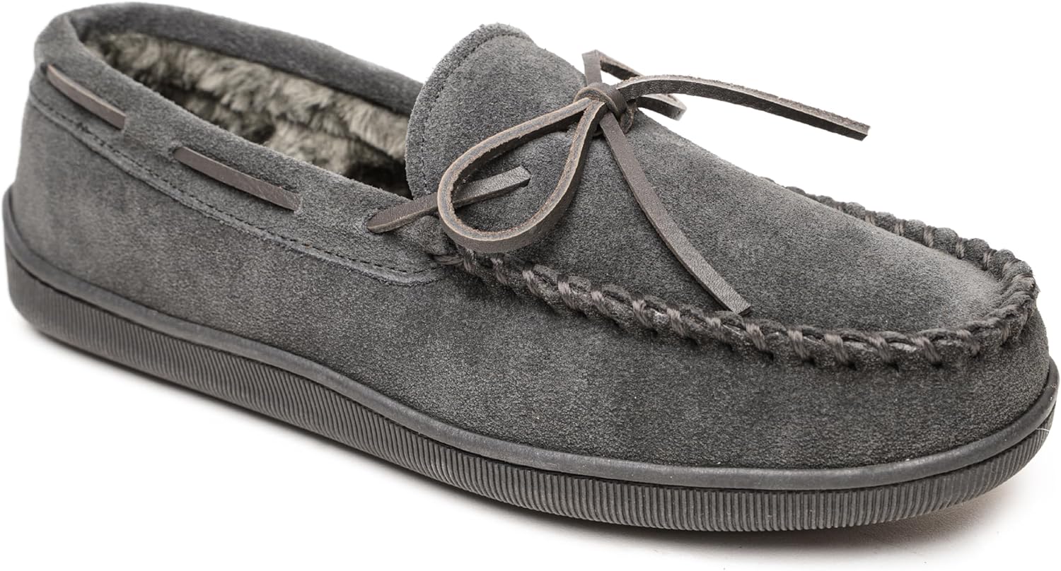 Minnetonka Men's Pile Lined Hardsole Slipper for Ultimate Comfort