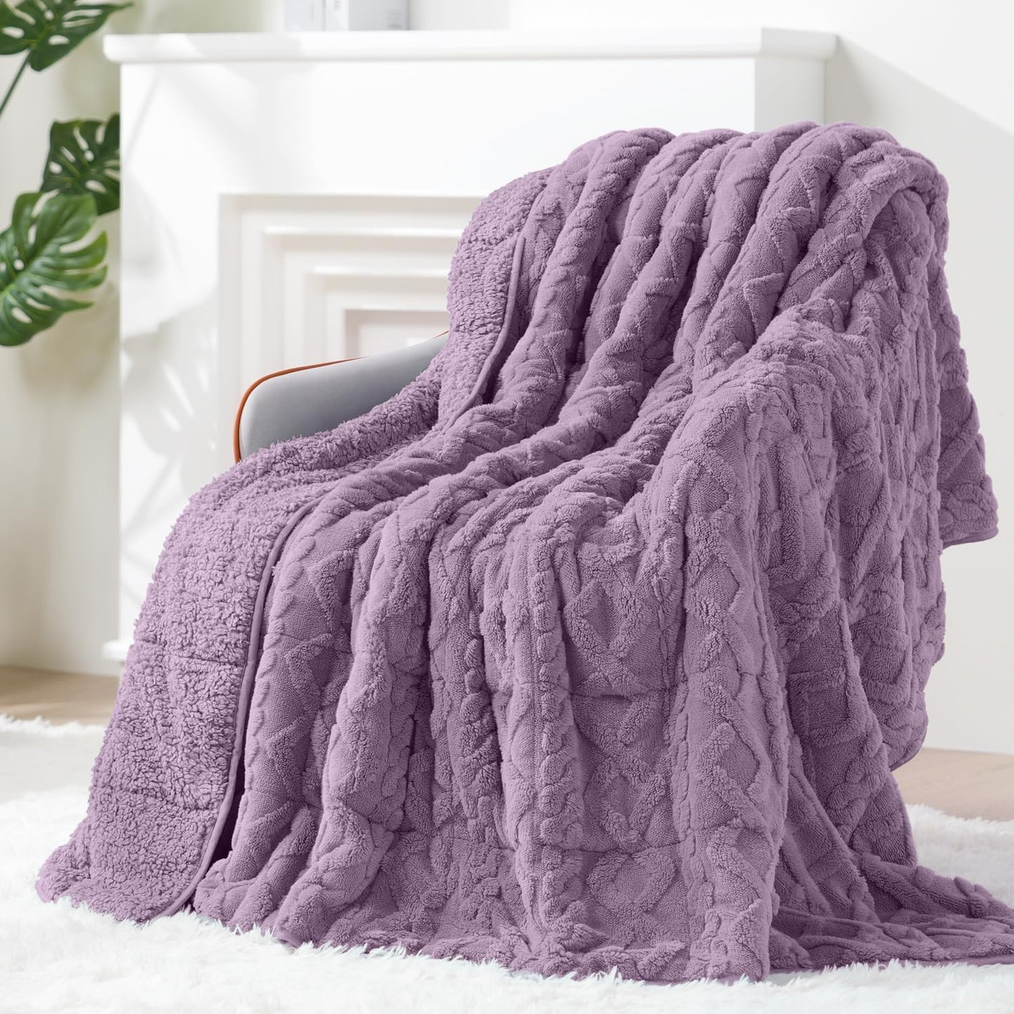 Super Fuzzy Soft Sherpa Fleece Weighted Blanket for Cozy Sleep