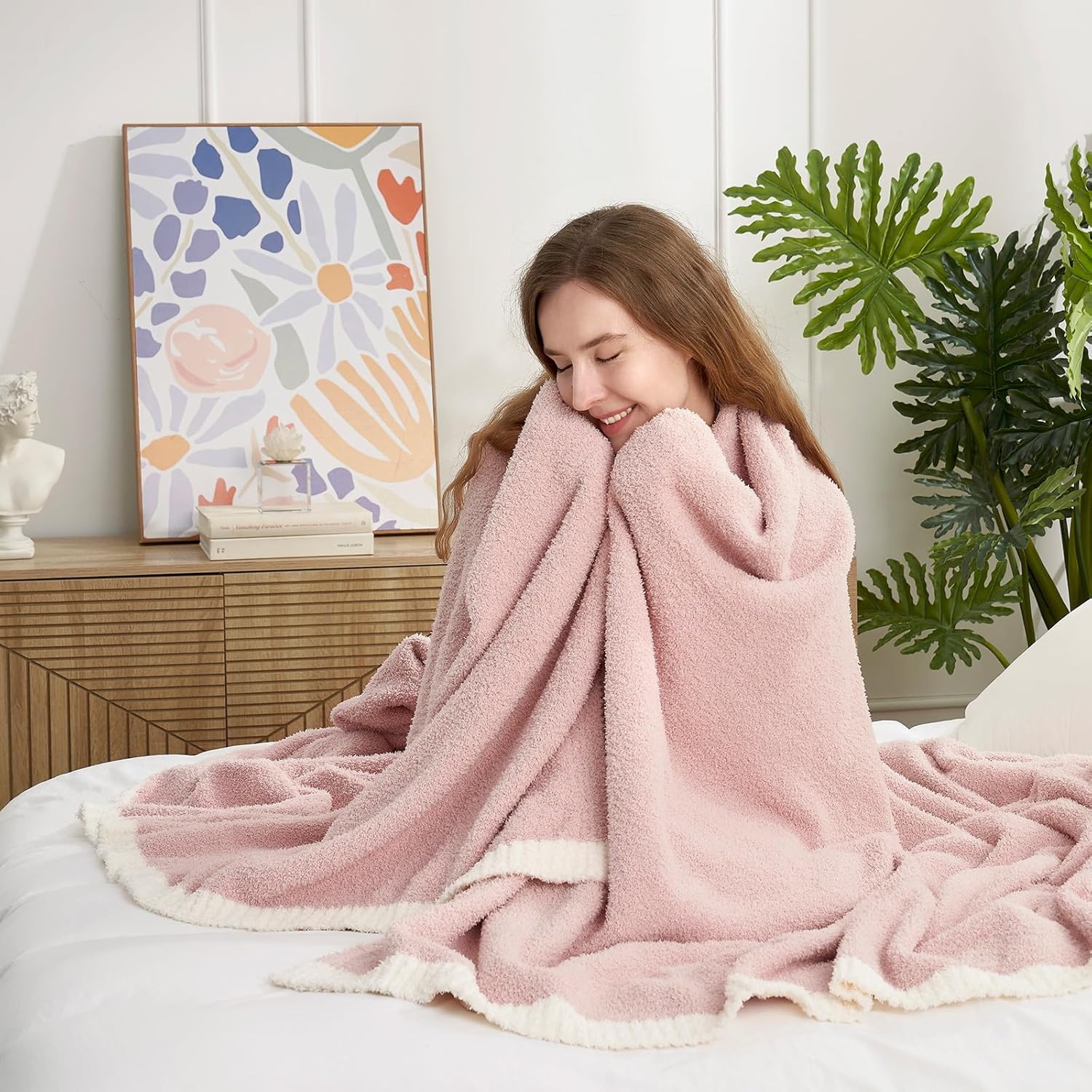 Snuggle Sac Pink Throw Blanket for Cozy Comfort and Style