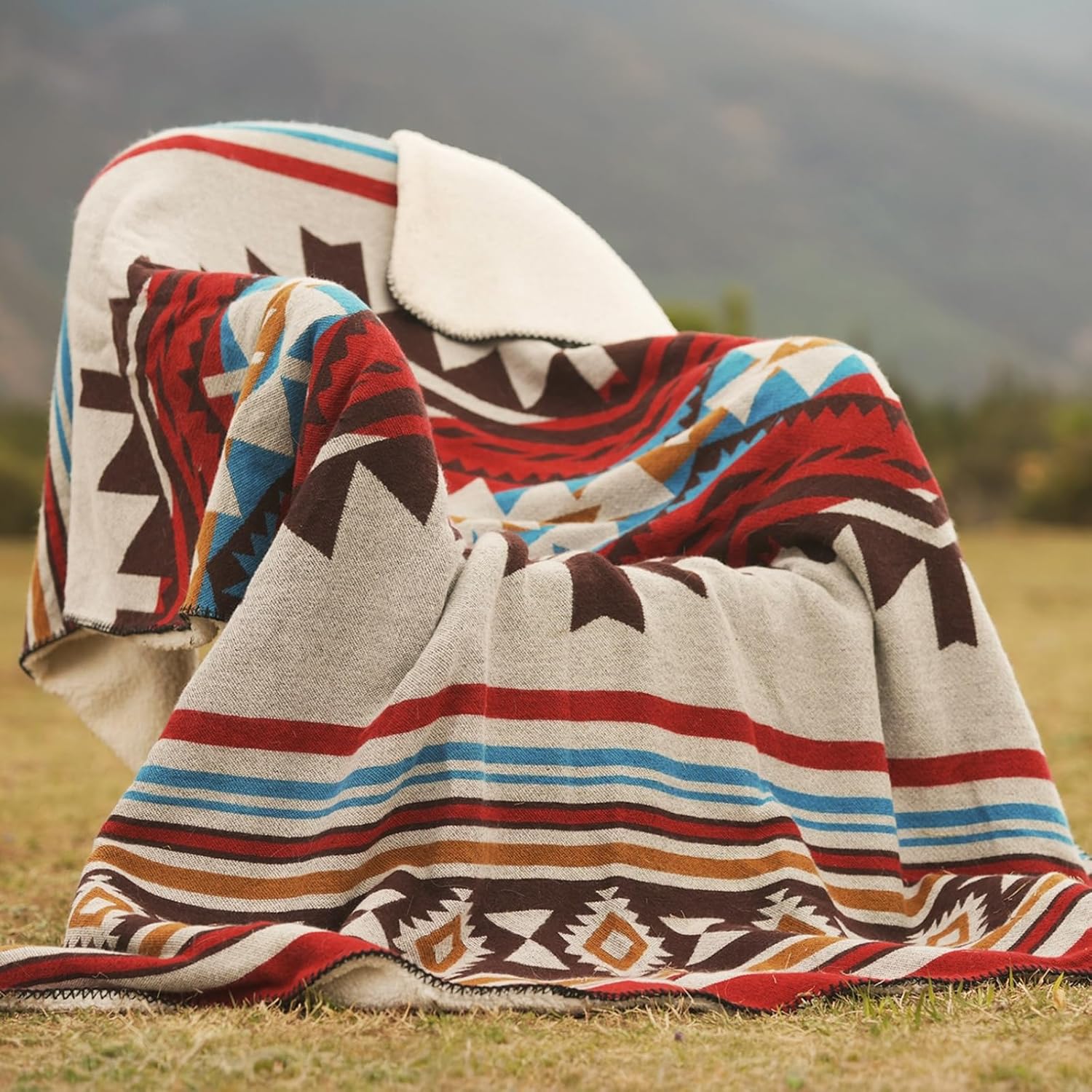 Aztec Throw Blanket with Soft Sherpa Lining for Cozy Comfort