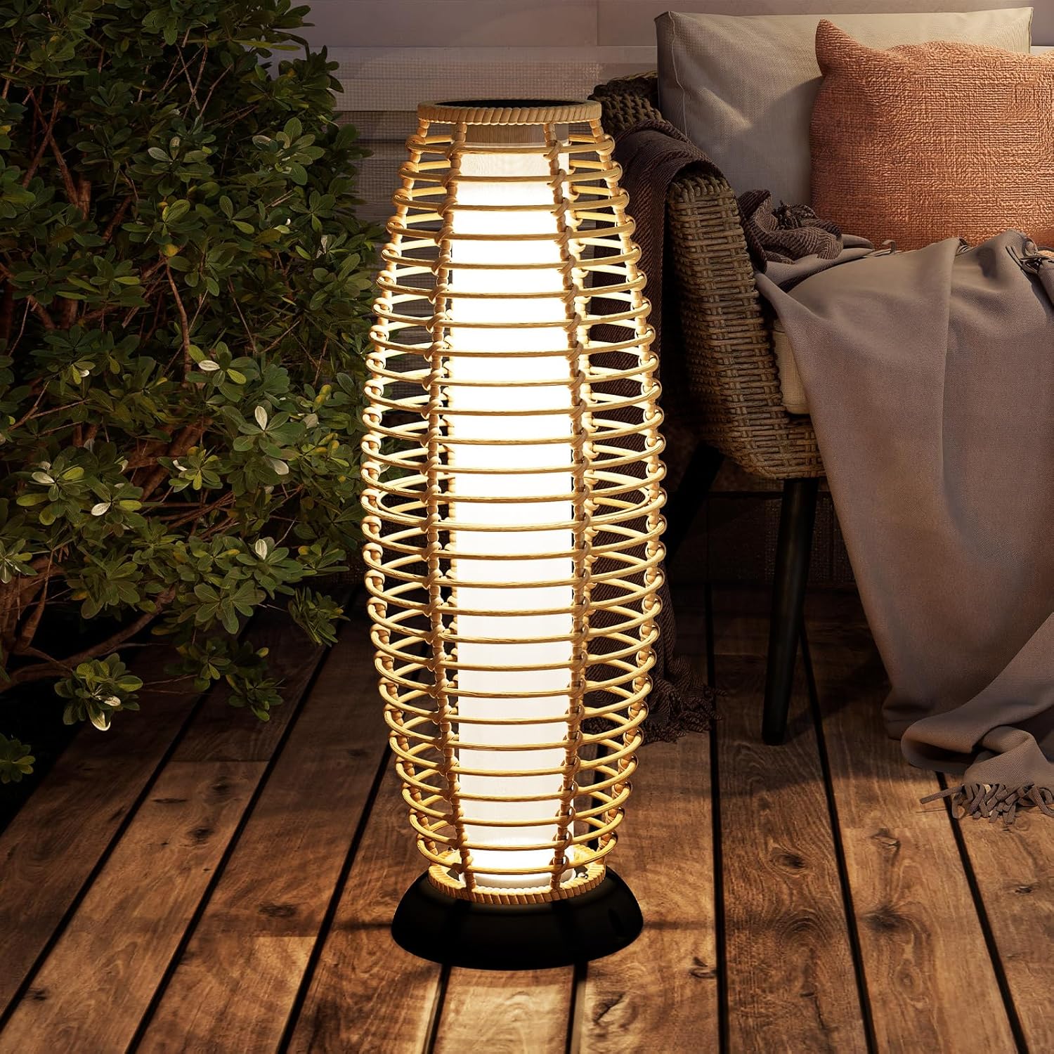 Grand patio Solar Powered Outdoor Floor Lamp for Cozy Lighting