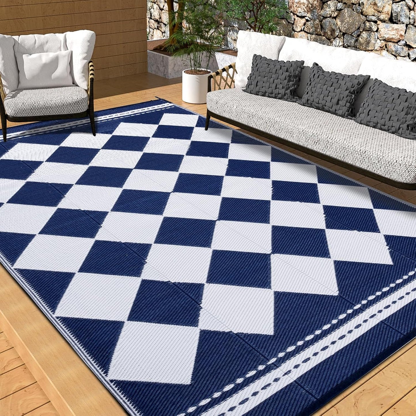 OMERAI Reversible Waterproof Outdoor Rug for Versatile Use