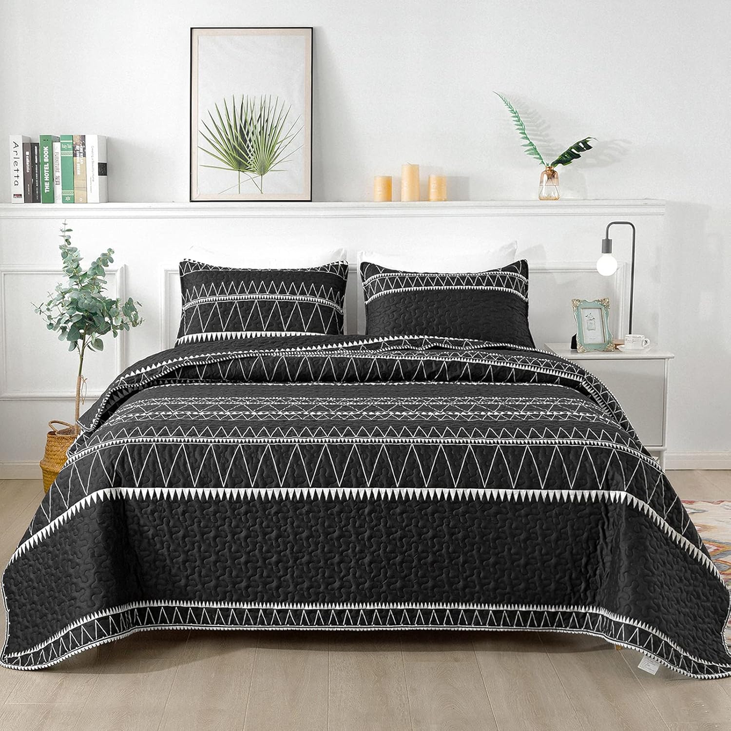 Andency Black Quilt Set California King for Stylish Comfort