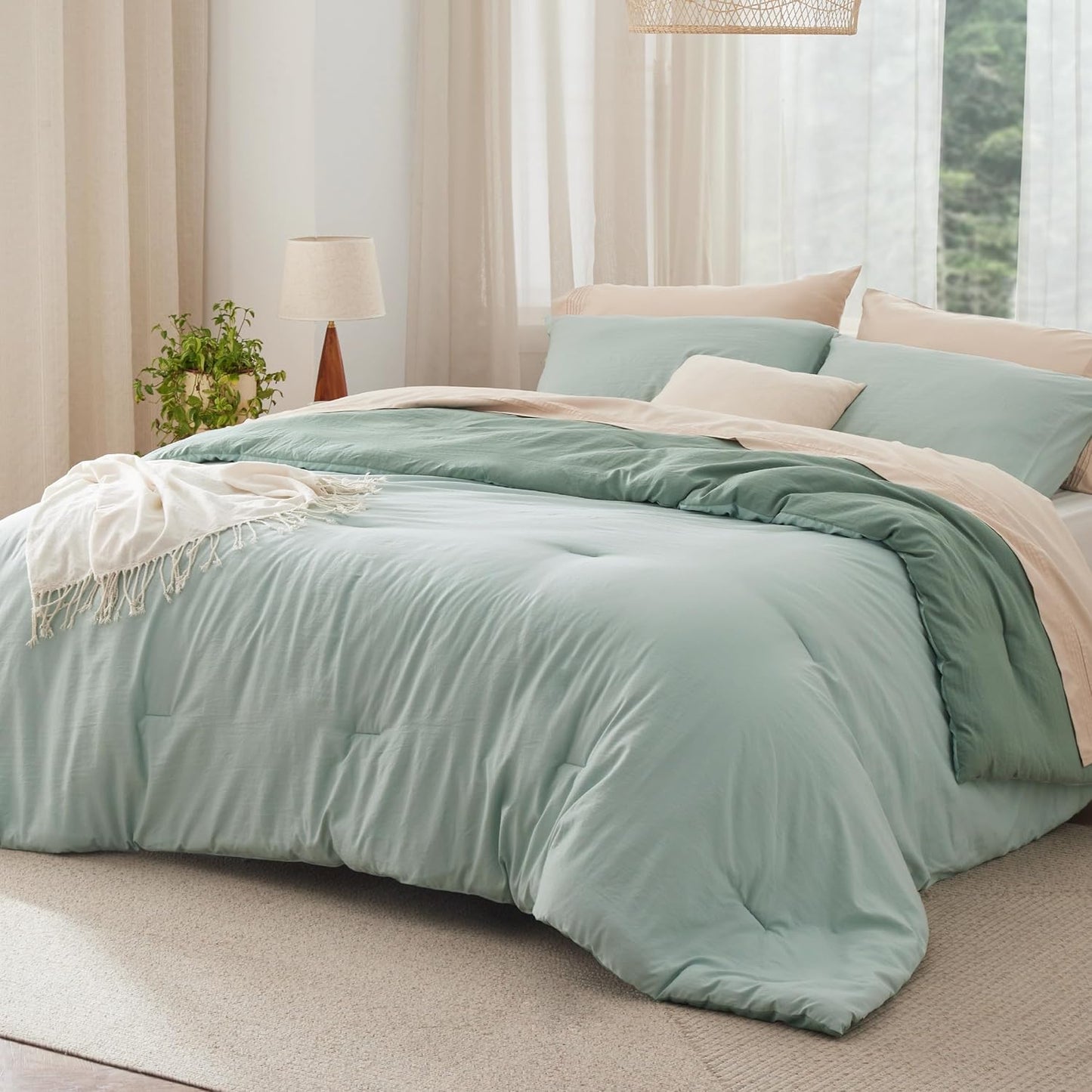Bedsure King Size Comforter Set for All Seasons in Sage Green