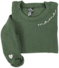 Mama Embroidered Crewneck Sweatshirt - Cozy Gift for Moms