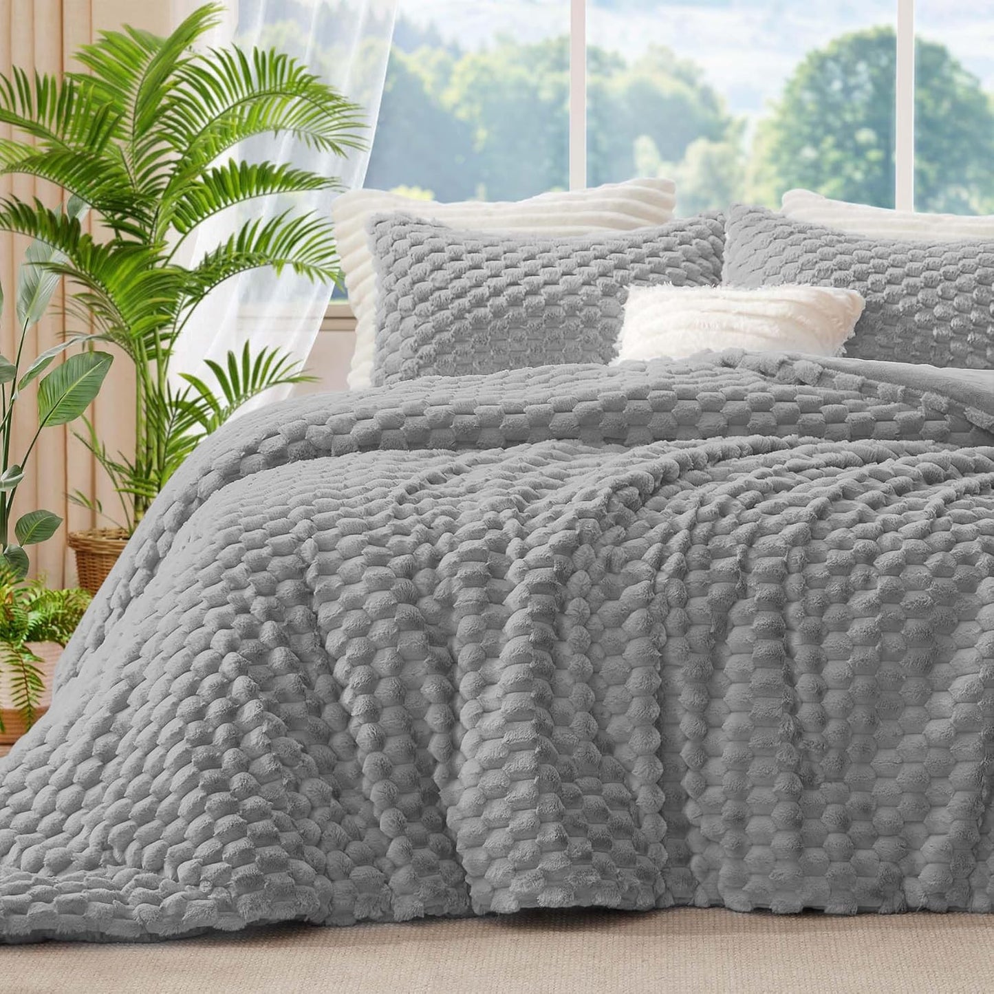 Fluffy Twin Comforter Set - Luxury Warm Bedding for Winter