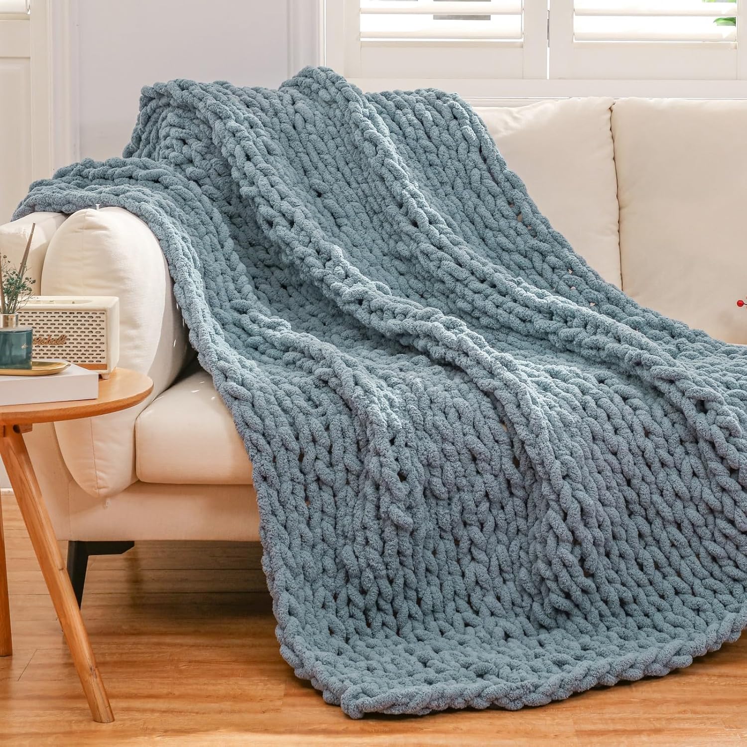 Chunky Knit Blanket Throw for Couch Bed - Soft Chenille Luxury