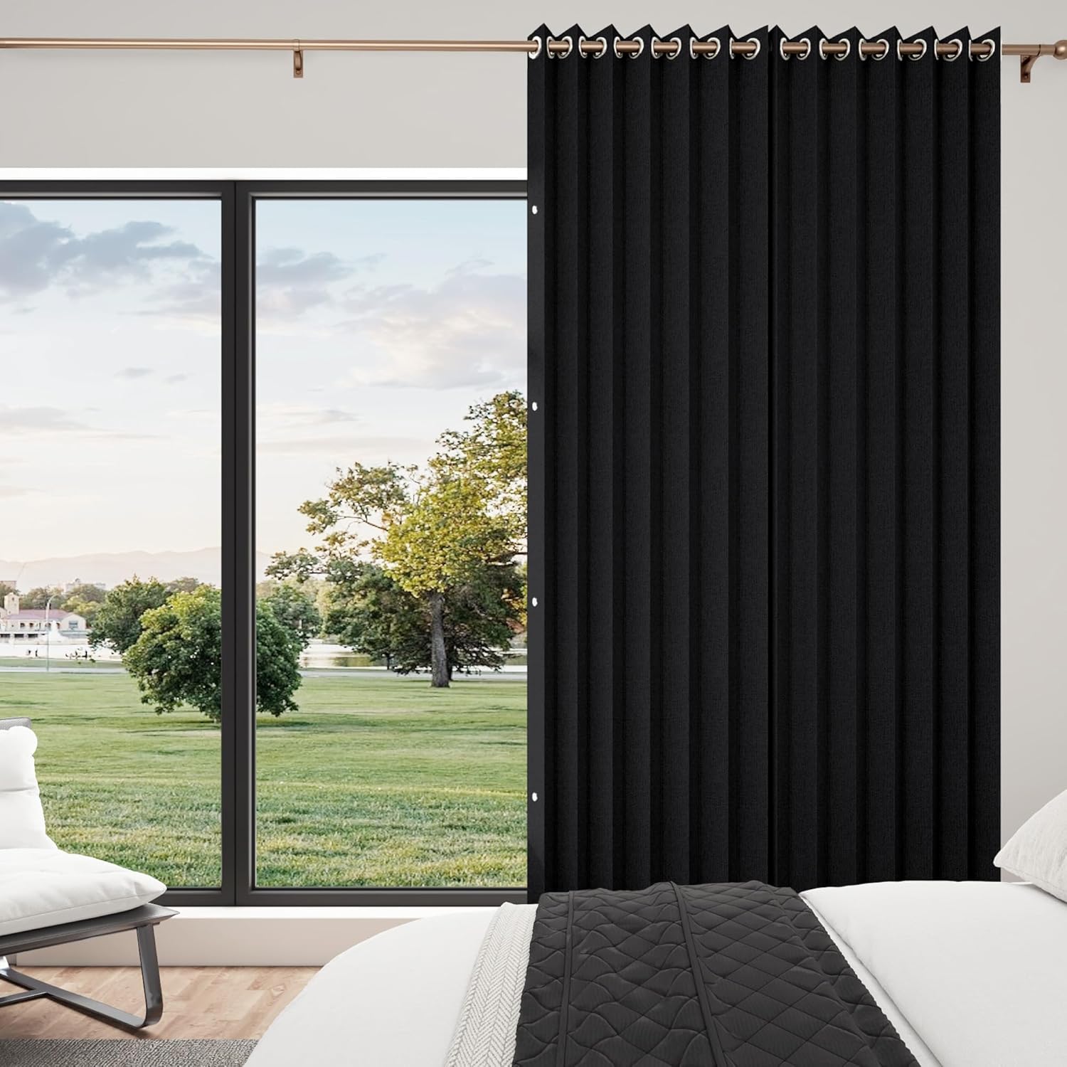 Approximate Pinch Pleated Curtains for Total Blackout Effect