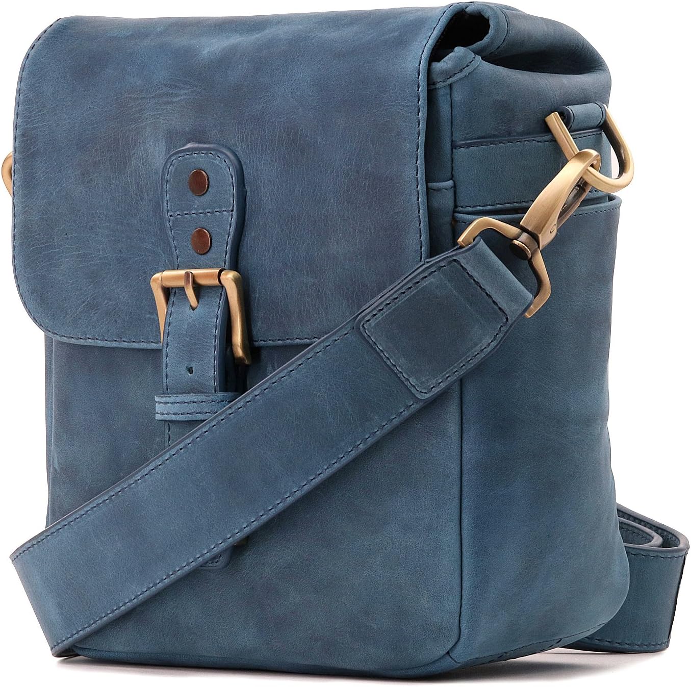 MegaGear Genuine Leather Camera Messenger Bag for Photographers
