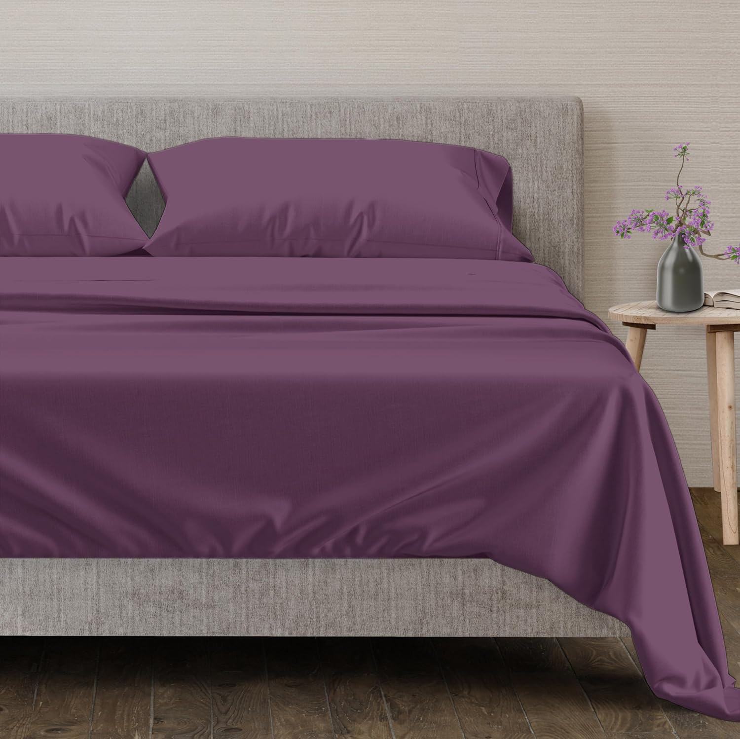 Luxurious 100% Egyptian Cotton Queen Size Sheet Set - Plum