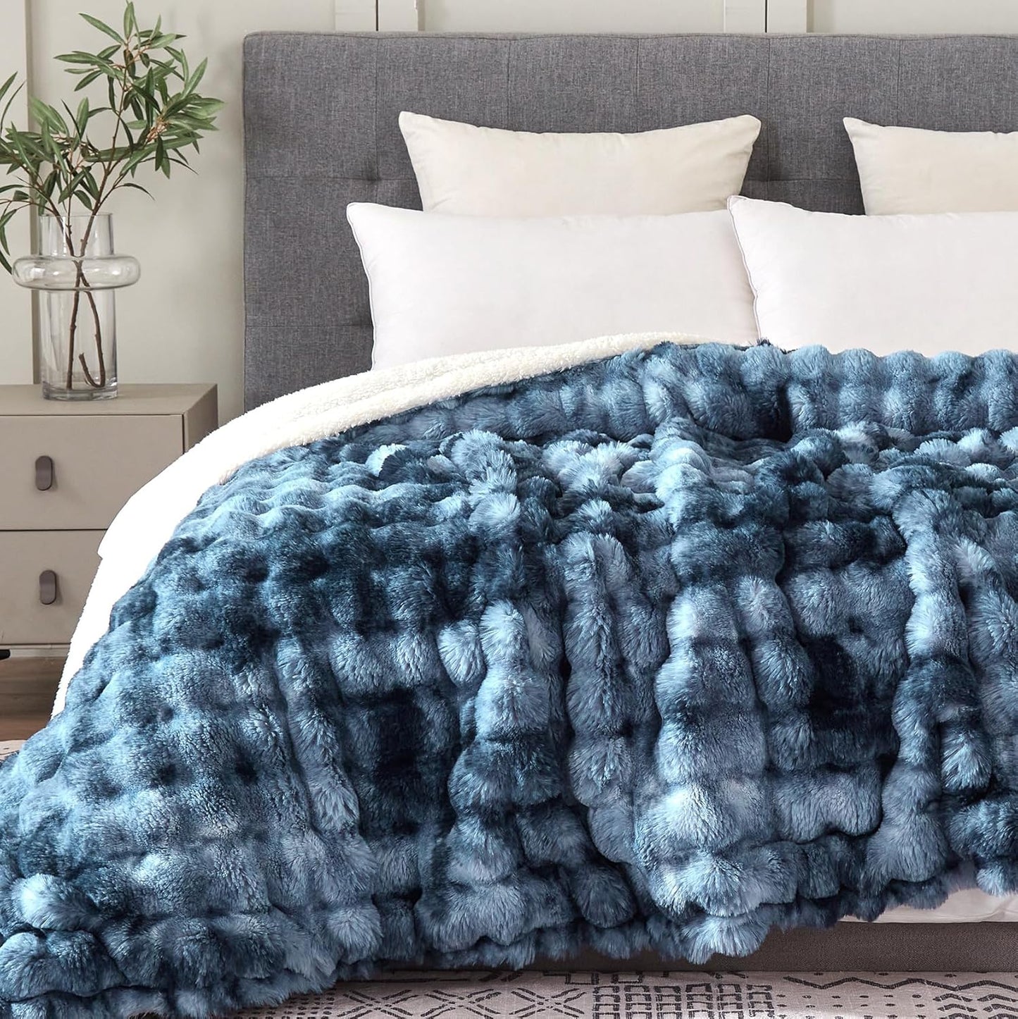 60x80 Inches Ultra-Soft Fuzzy Faux Fur Plush Twin Blanket