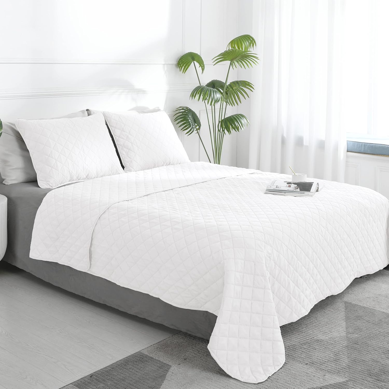 Easy-Going Full/Queen Size Reversible Quilt Set for Comfort
