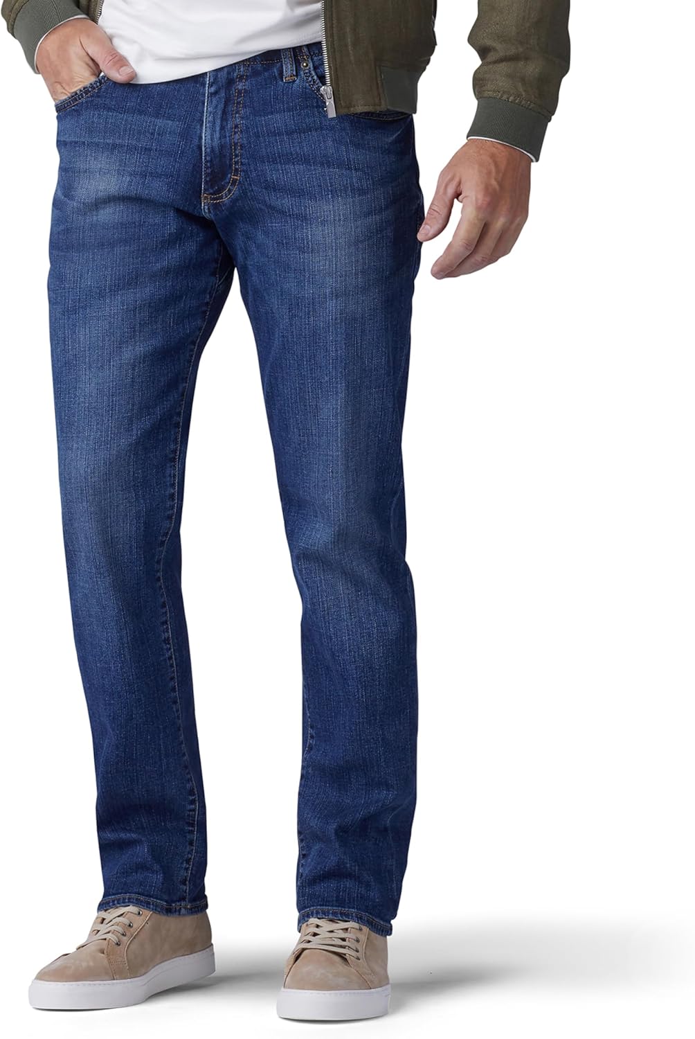 Lee Men's Extreme Motion Straight Taper Jean for Comfort