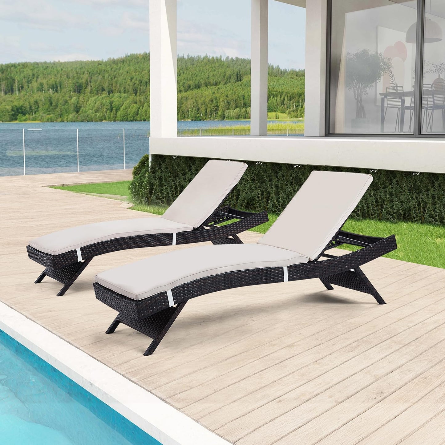 Outdoor Chaise Lounge Chairs Set of 2 for Poolside Relaxation