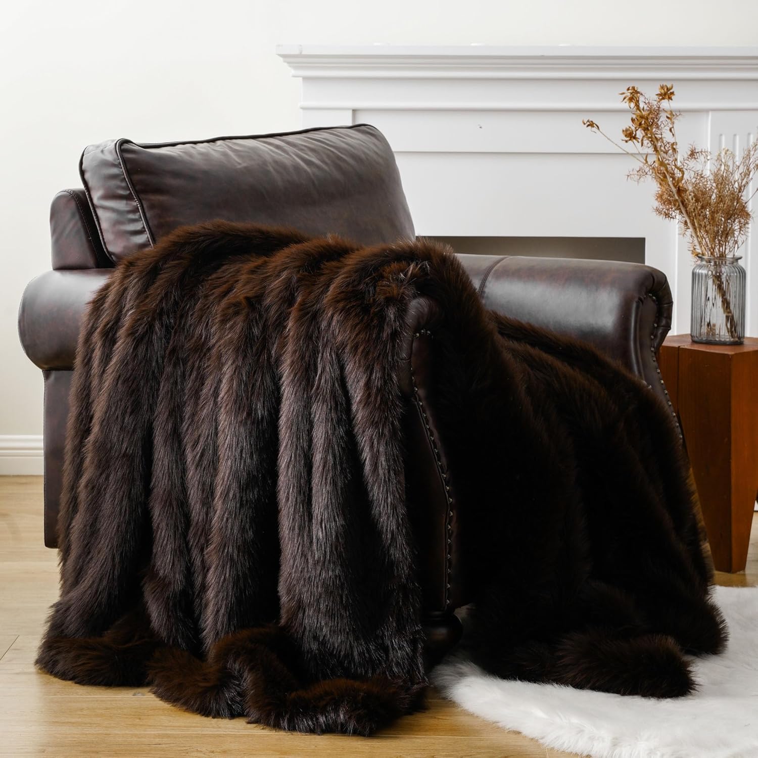 Luxury Fluffy Brown Faux Fur Throw Blanket for Cozy Warmth