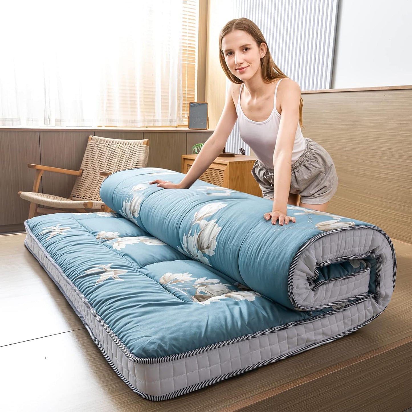 MAXYOYO Floral Printed Futon Mattress for Comfortable Sleeping