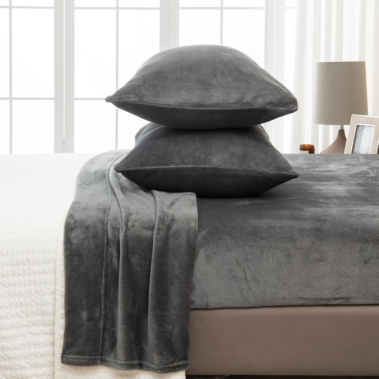 Great Bay Home Velvet Plush Micro Fleece Twin Sheet Set