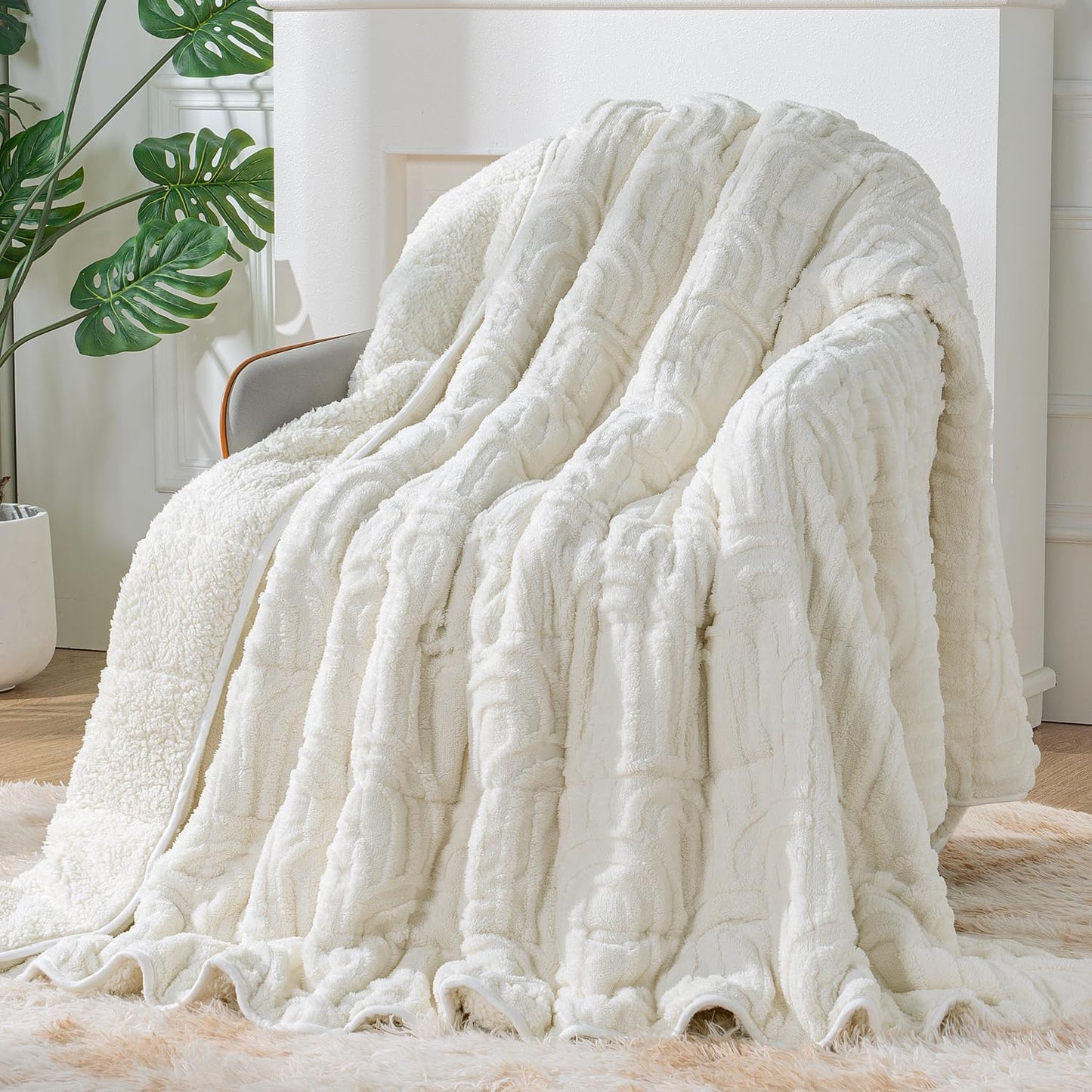Sherpa Fleece Weighted Blanket for Cozy Sleep and Comfort