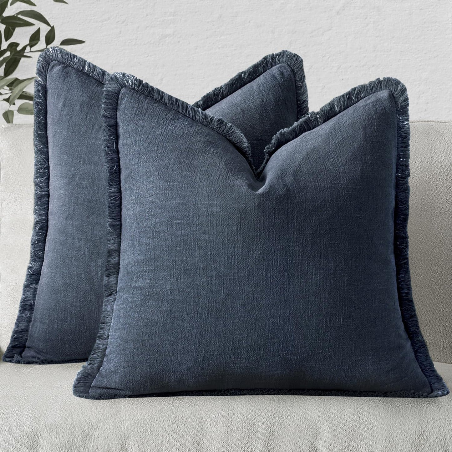 MIULEE Christmas Decorative Throw Pillow Covers for Cozy Decor