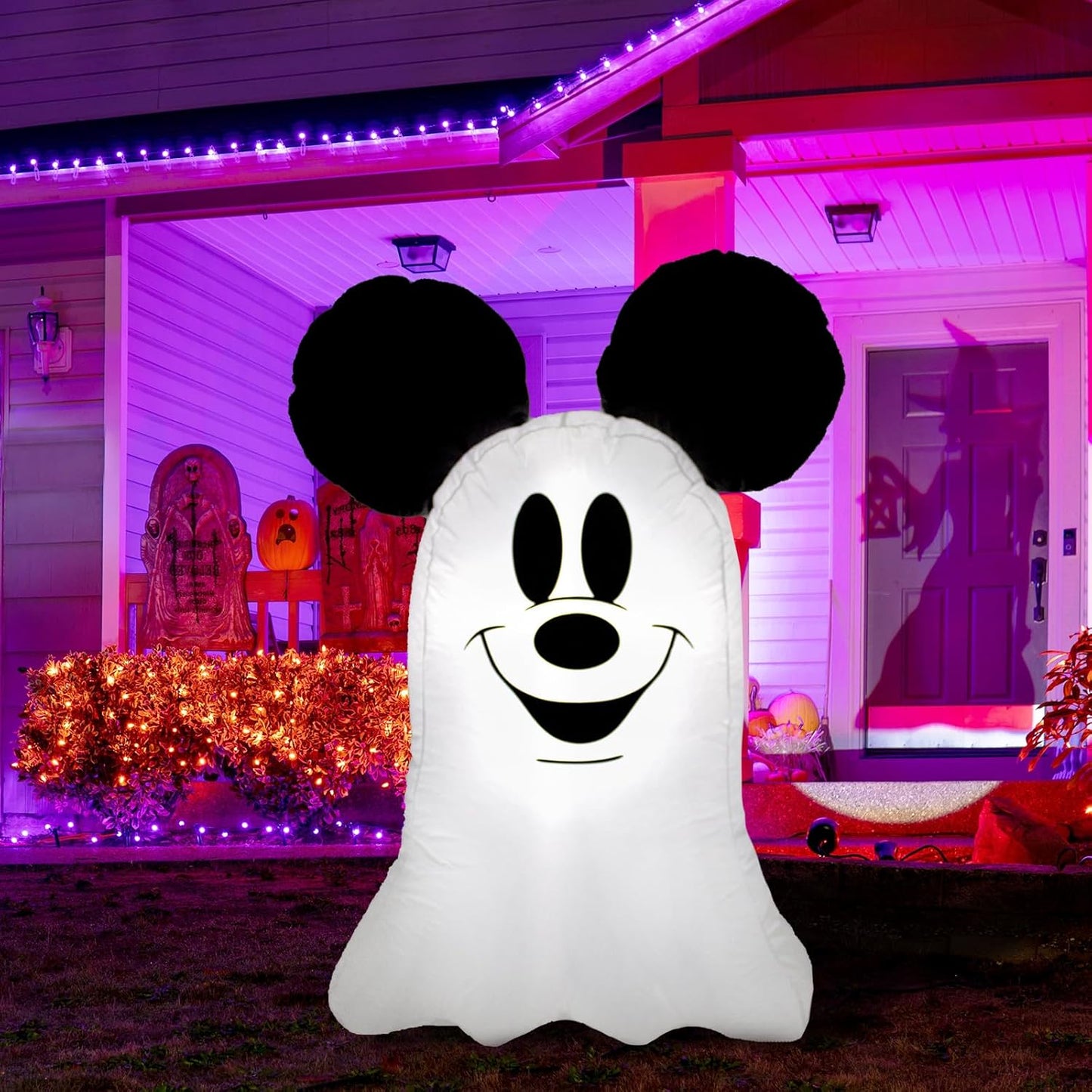 Halloween Inflatable Outdoor Decoration for Fun Ghostly Vibes