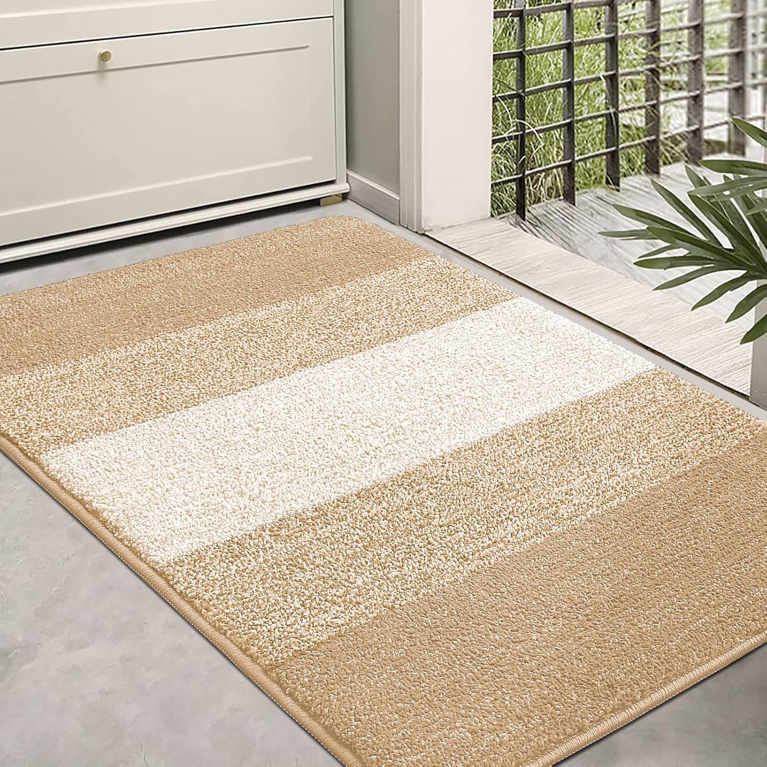 Kitinjoy Indoor Outdoor Door Mat - Non-Slip Absorbent Dirt Trapper