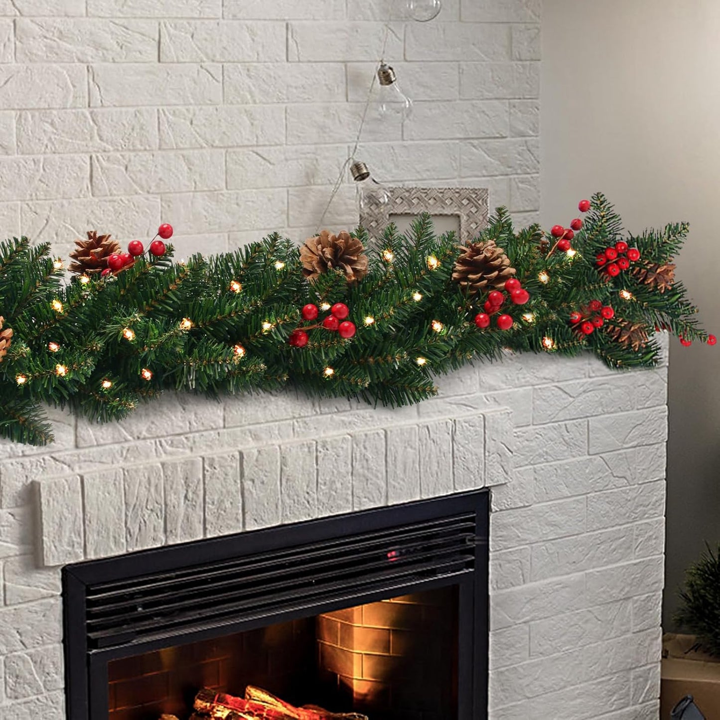 Pre-lit 9ft Christmas Garland with Red Berries and Lights